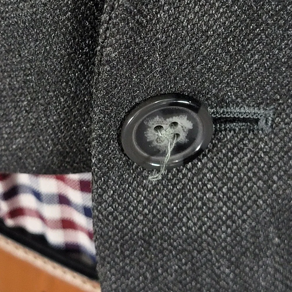 Van Heusen Men's‎ Sport Coat Blazer Two Button Charcoal Gray Poly Viscose 46R